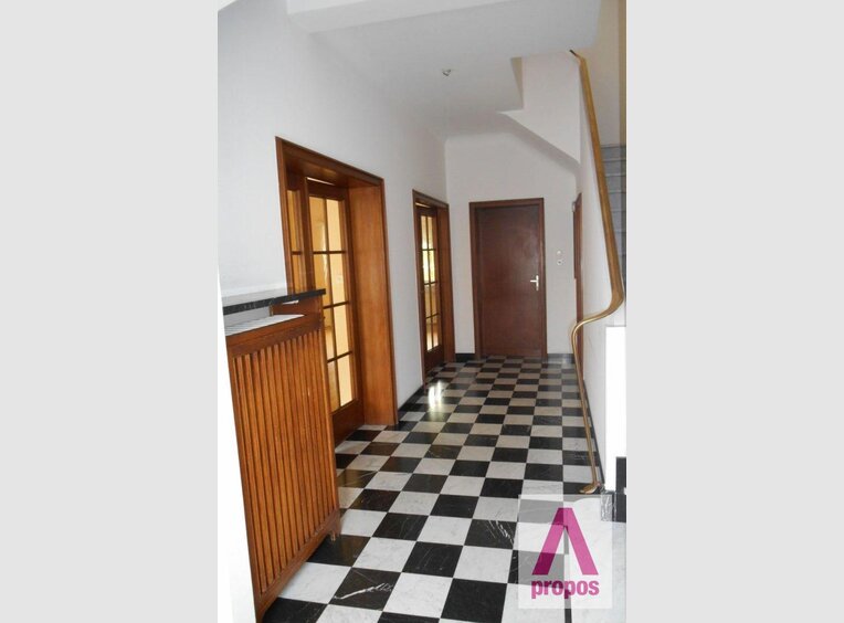 Maison à louer 7 Chambres à Luxembourg (LU) - Réf. 6589093