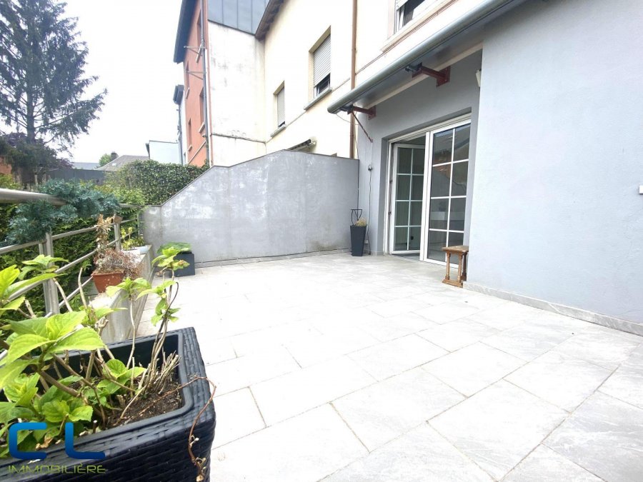Maison mitoyenne à vendre 5 chambres à Esch-sur-alzette
