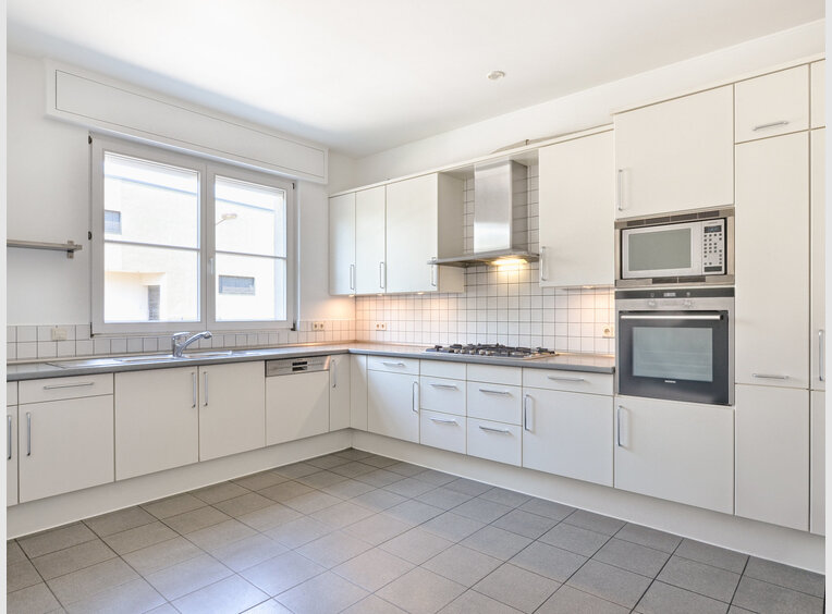 Haus zur Miete 7 Zimmer in Luxembourg (LU) - Ref. 6910149