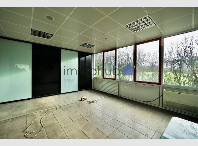 Entrepôt à louer à Strassen (LU) - Réf. 7050181