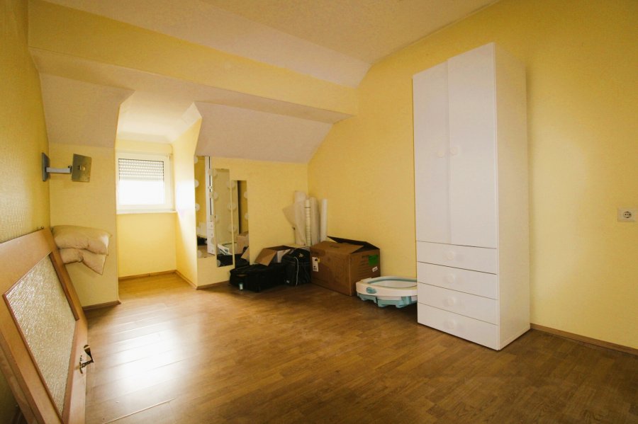 Maison mitoyenne à vendre 4 chambres à Differdange