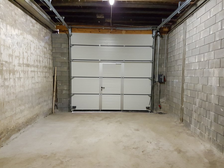 Indoor garage