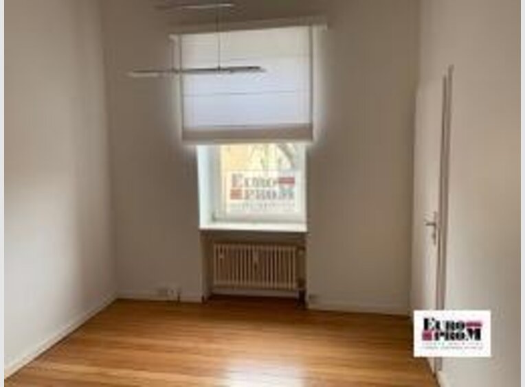 Bureau à louer 6 Chambres à Luxembourg (LU) - Réf. 6216405