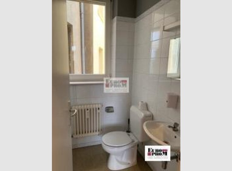 Bureau à louer 6 Chambres à Luxembourg (LU) - Réf. 6216405