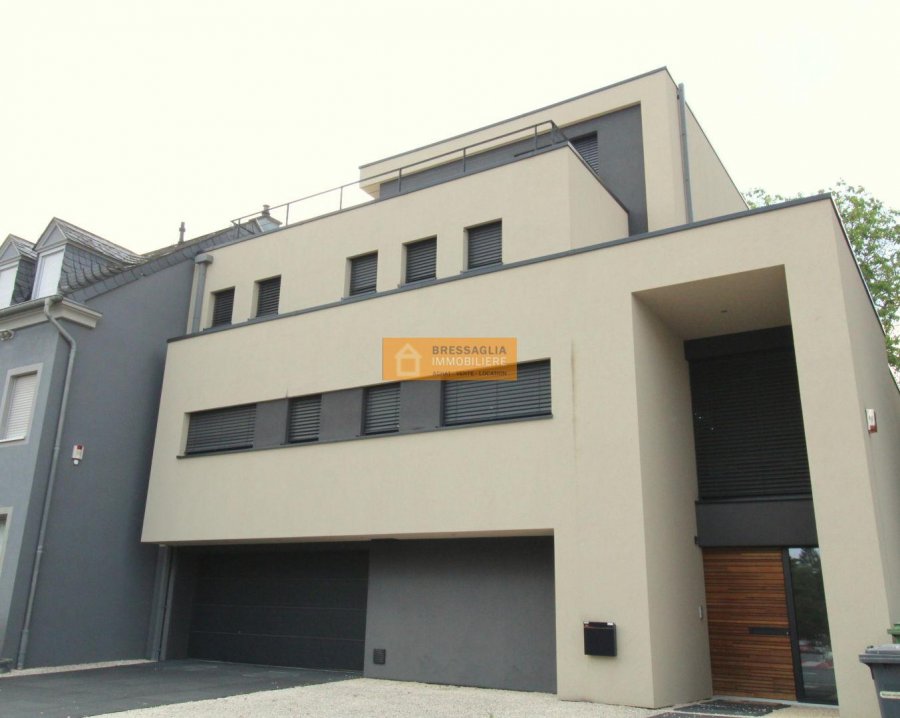 Maison à vendre 4 chambres à Nospelt