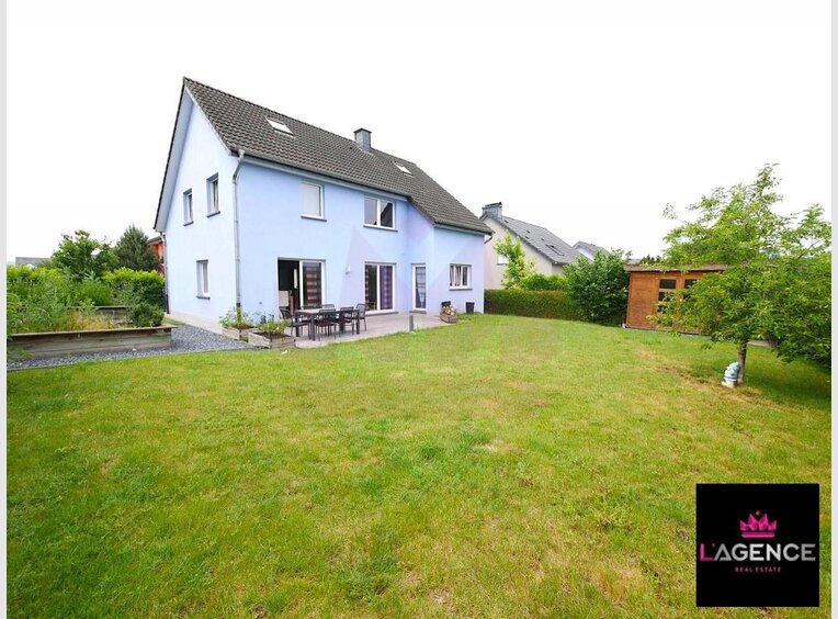 Maison individuelle à vendre 6 Chambres à Mersch (LU) - Réf. 6840053