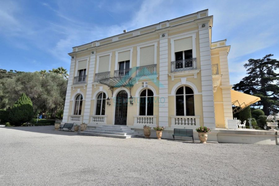 Château à vendre 6 chambres à Cannes