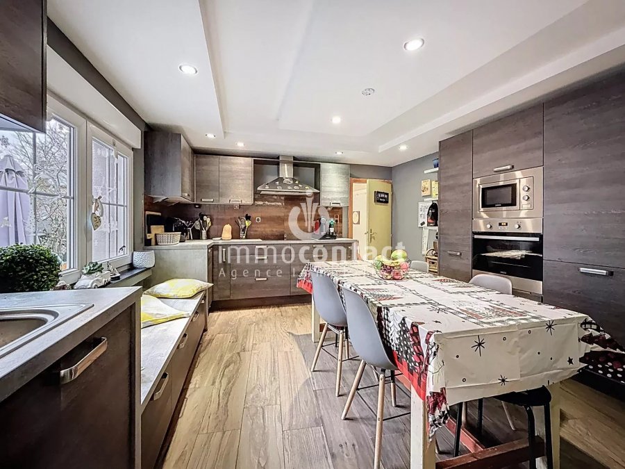 Maison individuelle à vendre 6 chambres à Pétange