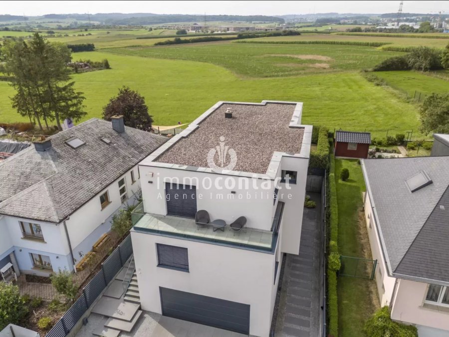 Villa à vendre 5 chambres à Bertrange