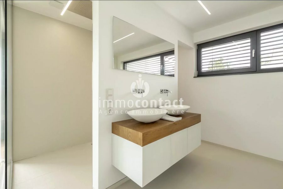 Villa à vendre 5 chambres à Bertrange