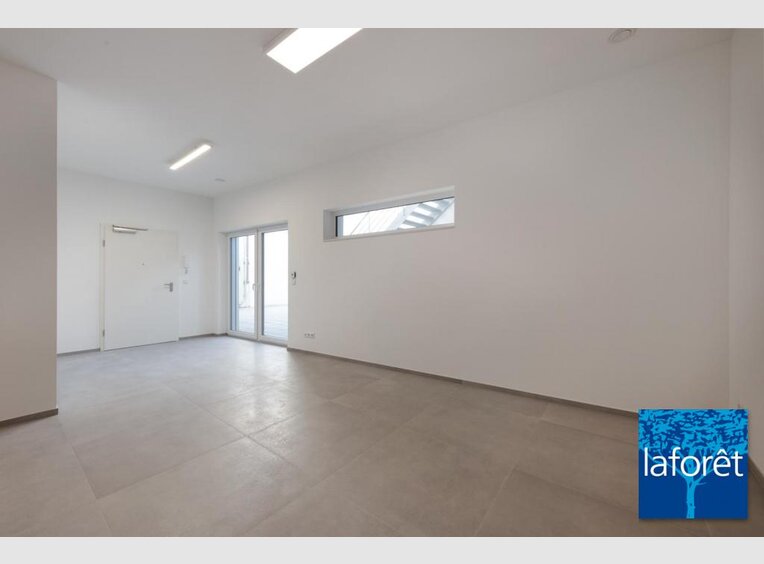 Bureau à vendre à Esch-sur-Alzette (LU) - Réf. 6589014