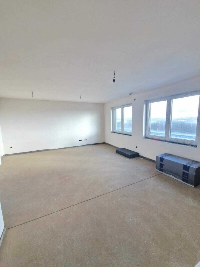 Maison à vendre 4 chambres à Hoscheid
