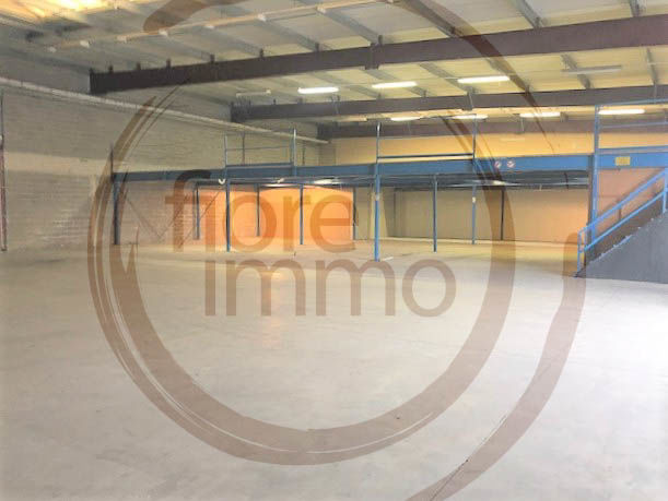 Retail to let in Steinsel