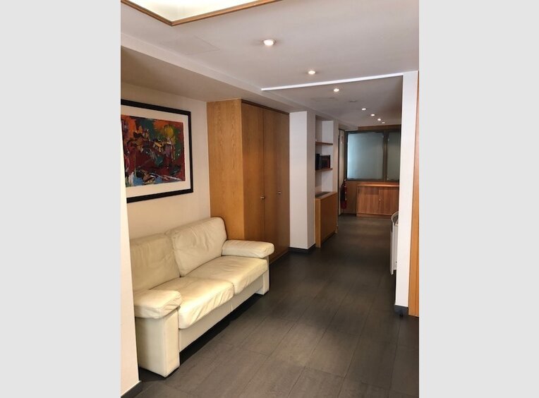 Bureau à louer à Luxembourg (LU) - Réf. 6943094
