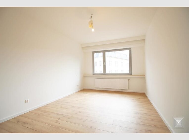 Bureau à louer 3 Chambres à Luxembourg (LU) - Réf. 7176838