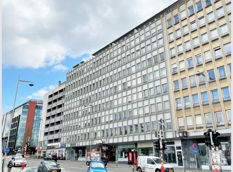 Bureau à louer 3 Chambres à Luxembourg (LU) - Réf. 7176838