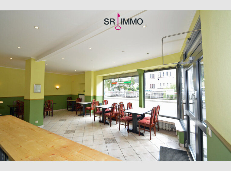Haus zum Kauf 8 Zimmer in Neuerburg (DE) - Ref. 6848678