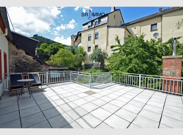 Haus zum Kauf 8 Zimmer in Neuerburg (DE) - Ref. 6848678