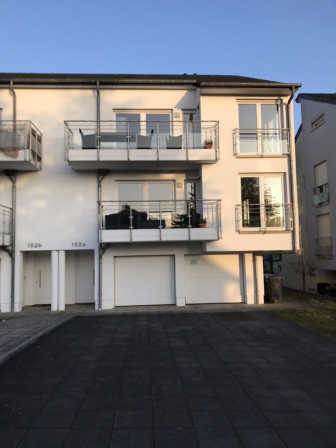 Maison jumelée à vendre 4 chambres à Bertrange