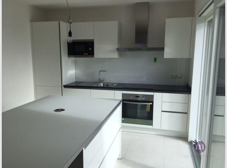 Duplex for rent 3 bedrooms in Luxembourg-Merl - Ref. 6664134