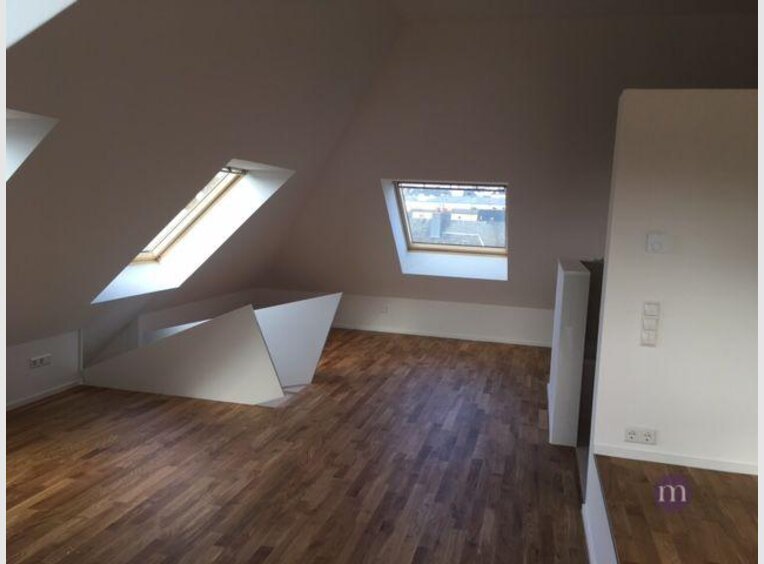 Duplex for rent 3 bedrooms in Luxembourg-Merl - Ref. 6664134