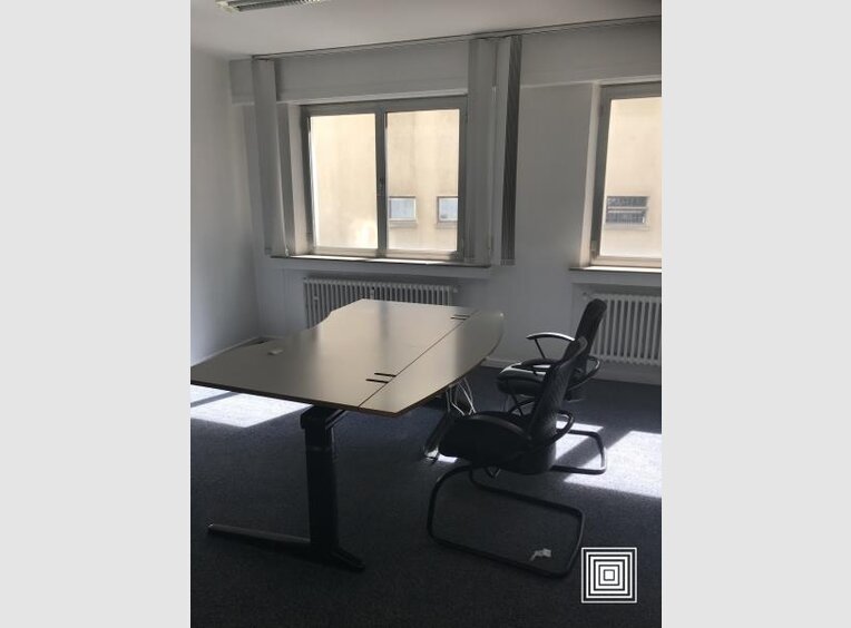 Bureau à louer 5 Chambres à Luxembourg (LU) - Réf. 6107606