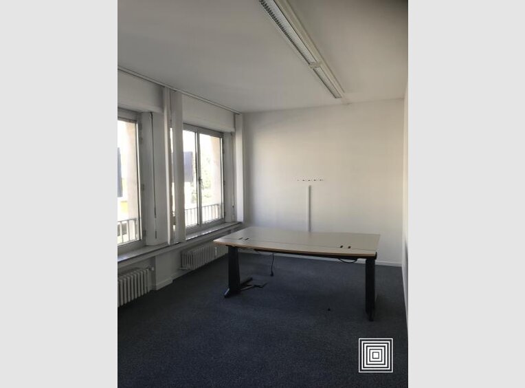 Bureau à louer 5 Chambres à Luxembourg (LU) - Réf. 6107606