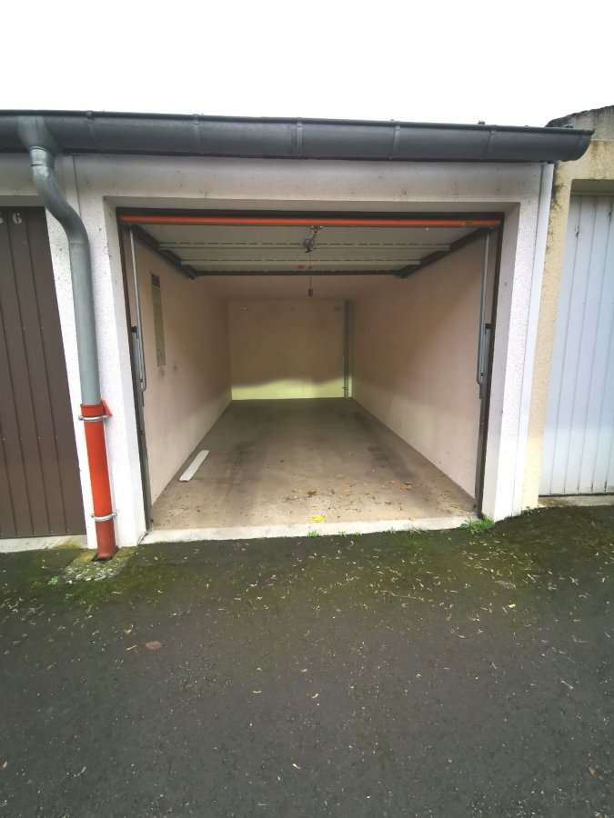 Garage fermé à louer à Metz-Sablon