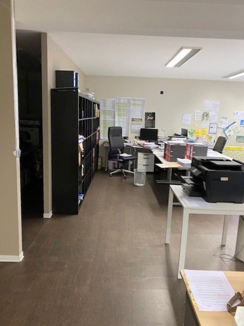 Local commercial à vendre à Bascharage