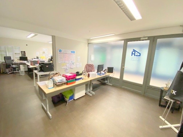 Local commercial à vendre à Bascharage