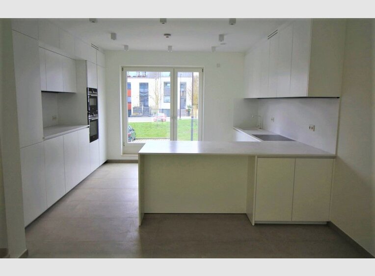 Terraced for rent 5 bedrooms in Luxembourg (LU) - Ref. 6696166