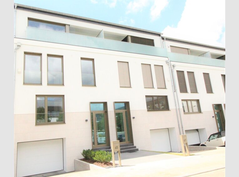 Terraced for rent 5 bedrooms in Luxembourg (LU) - Ref. 6696166