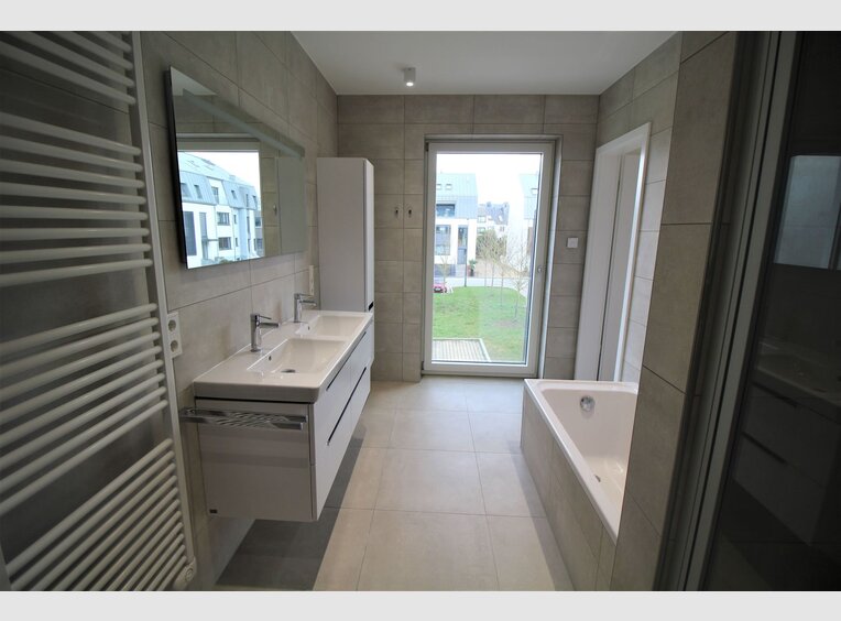 Terraced for rent 5 bedrooms in Luxembourg (LU) - Ref. 6696166