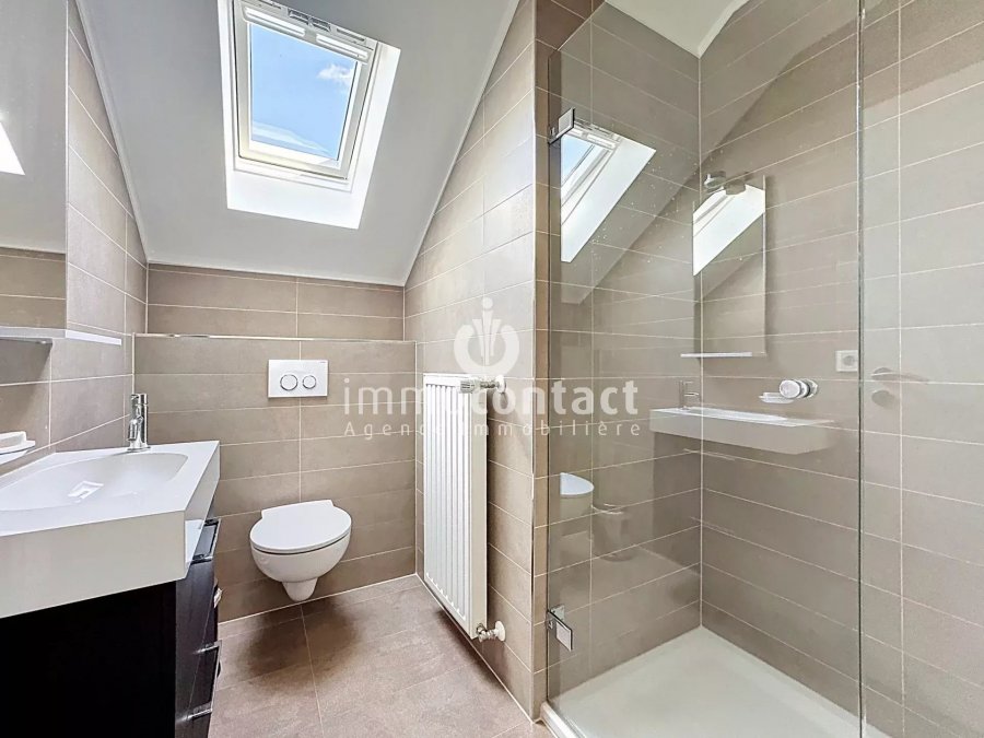 Maison à vendre 5 chambres à Steinsel