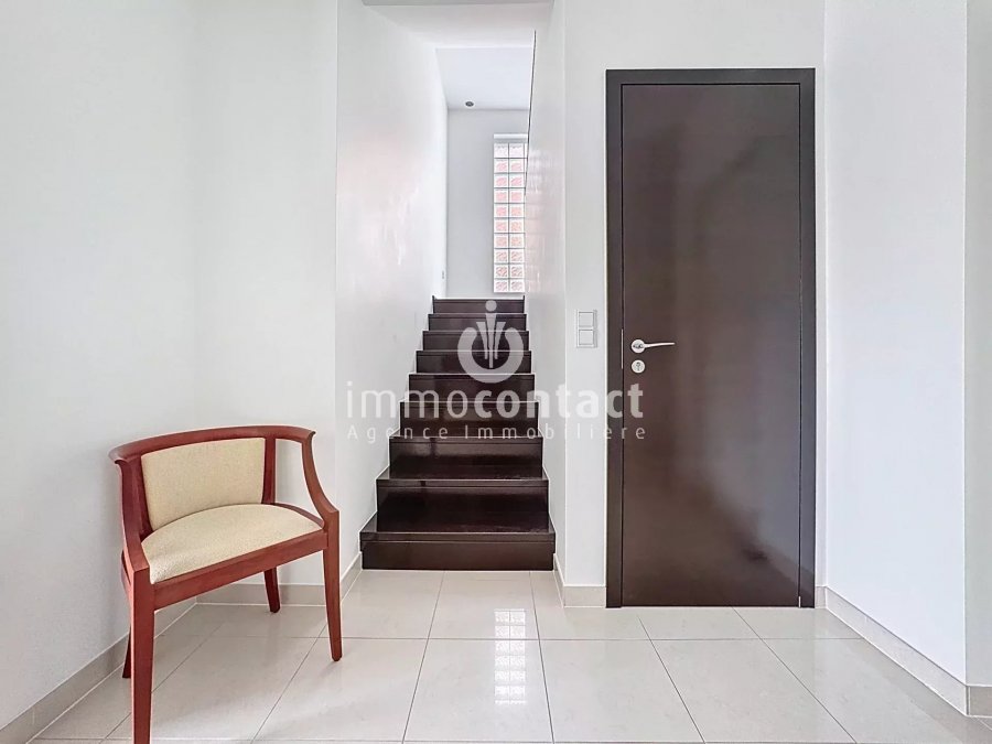 Maison à vendre 5 chambres à Steinsel