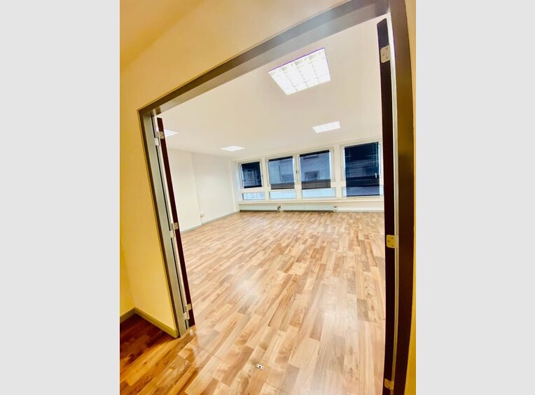 Bureau à vendre à Luxembourg (LU) - Réf. 6979591