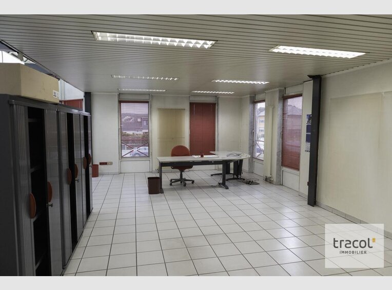 Bureau à louer à Esch-sur-Alzette (LU) - Réf. 7132439