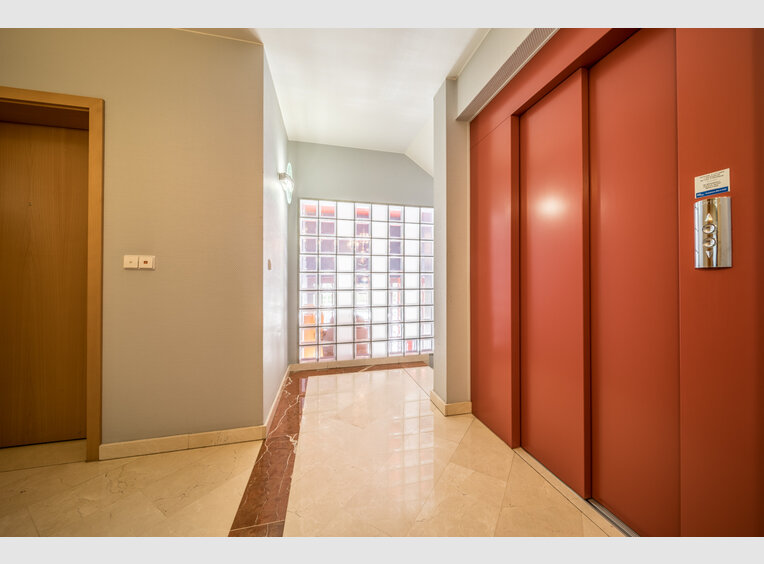 Bureau à vendre à Luxembourg (LU) - Réf. 6370343