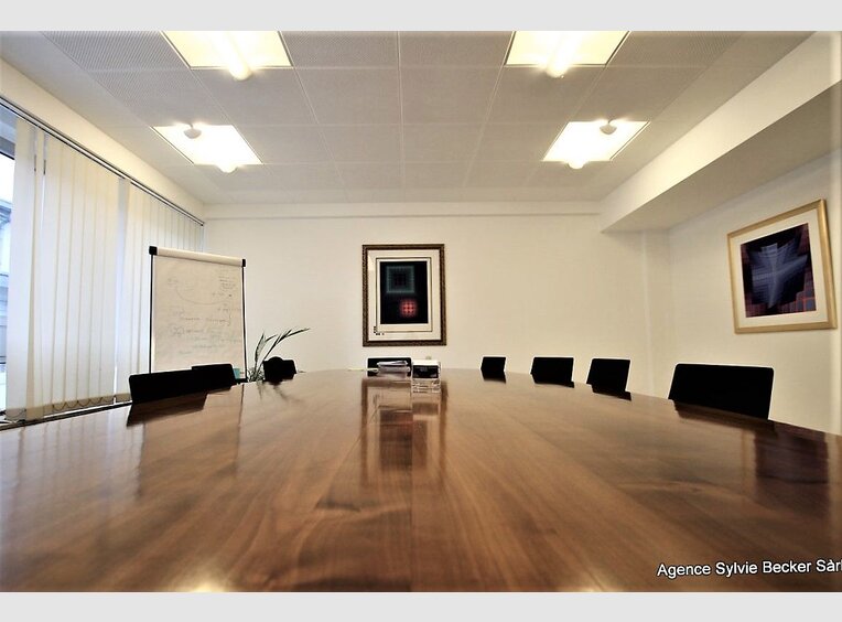 Bureau à louer à Luxembourg-Centre ville - Réf. 6559271