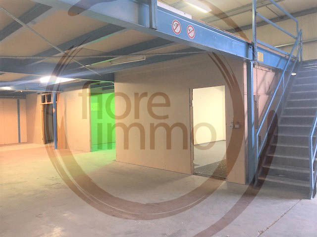 Retail to let in Steinsel