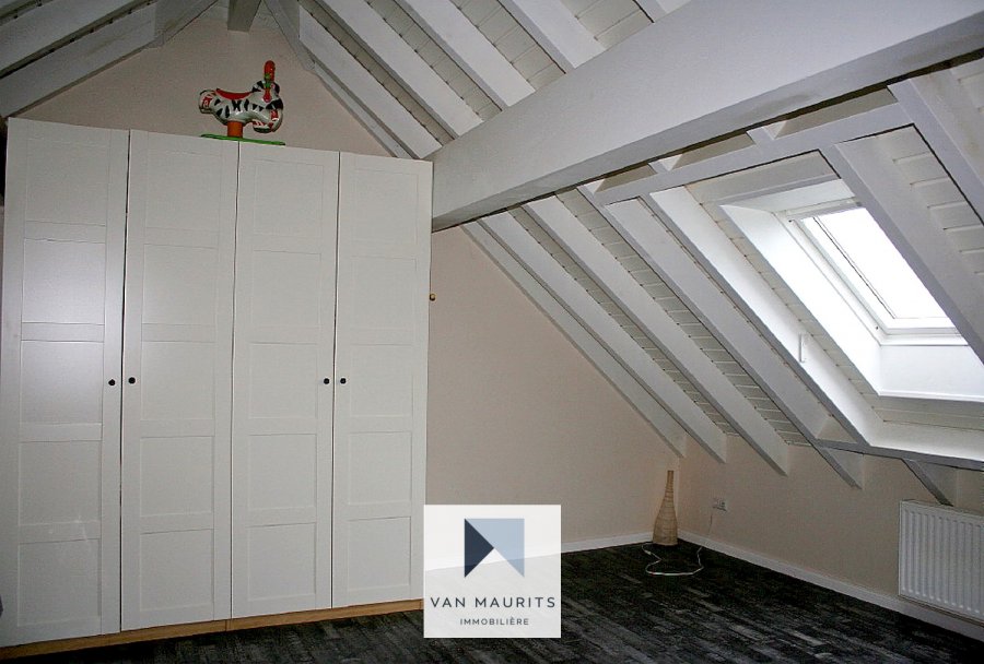 Maison mitoyenne à vendre 5 chambres à Koetschette