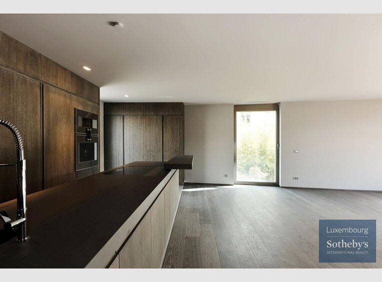 Villa for sale 5 bedrooms in Luxembourg (LU) - Ref. 7112503