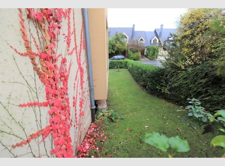 Semi-detached house for rent 6 bedrooms in Luxembourg (LU) - Ref. 6383687