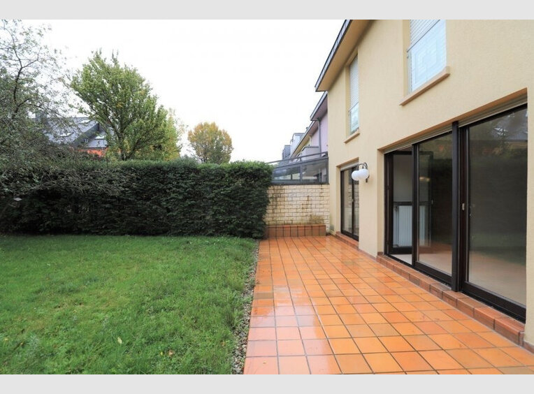 Semi-detached house for rent 6 bedrooms in Luxembourg (LU) - Ref. 6383687