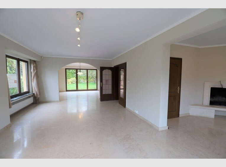Semi-detached house for rent 6 bedrooms in Luxembourg (LU) - Ref. 6383687