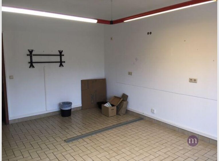 Bureau à louer 5 Chambres à Mamer - Réf. 6703943