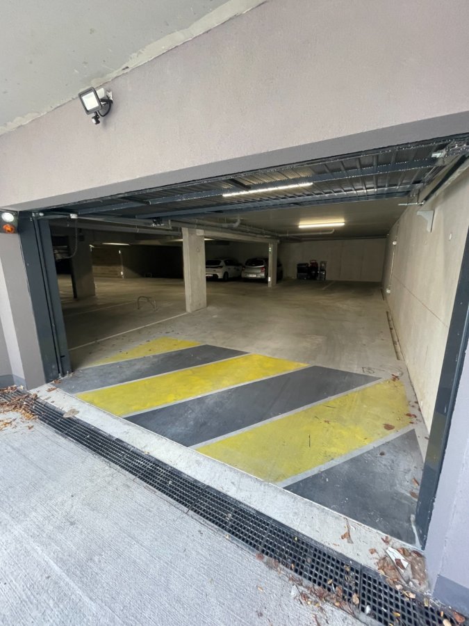Garage - Parking à louer à Metz  Vallières-Vallières-les-Bordes