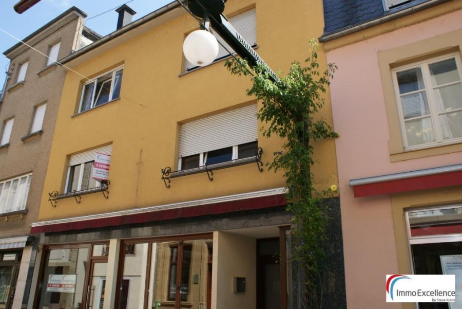 Renditeobjekt / Mehrfamilienhaus zu kaufen in Echternach