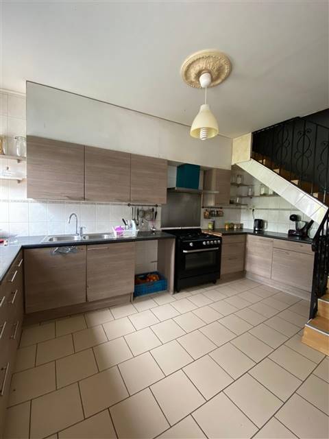 Maison à vendre 4 chambres à Vaux-sous-Chèvremont