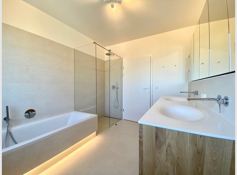 Wohnung zur Miete 2 Zimmer in Luxembourg (LU) - Ref. 7224455